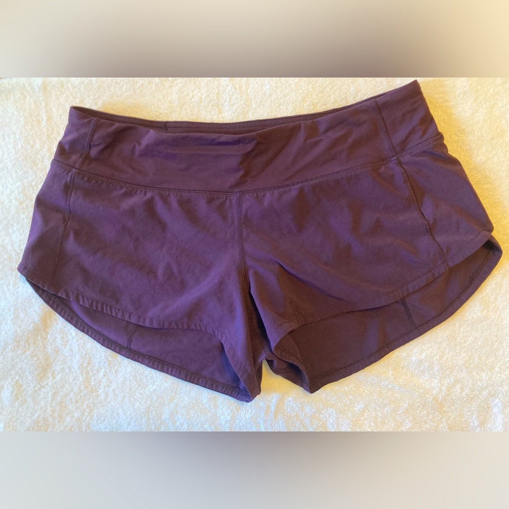 Lululemon Speed Up Shorts, Size 6.